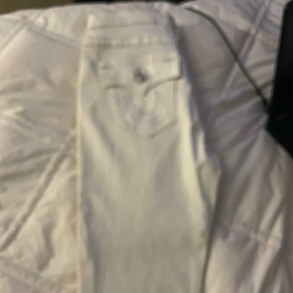 White True Religion jeans